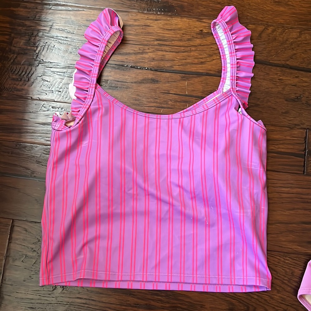 Kortni Jeane flutter top